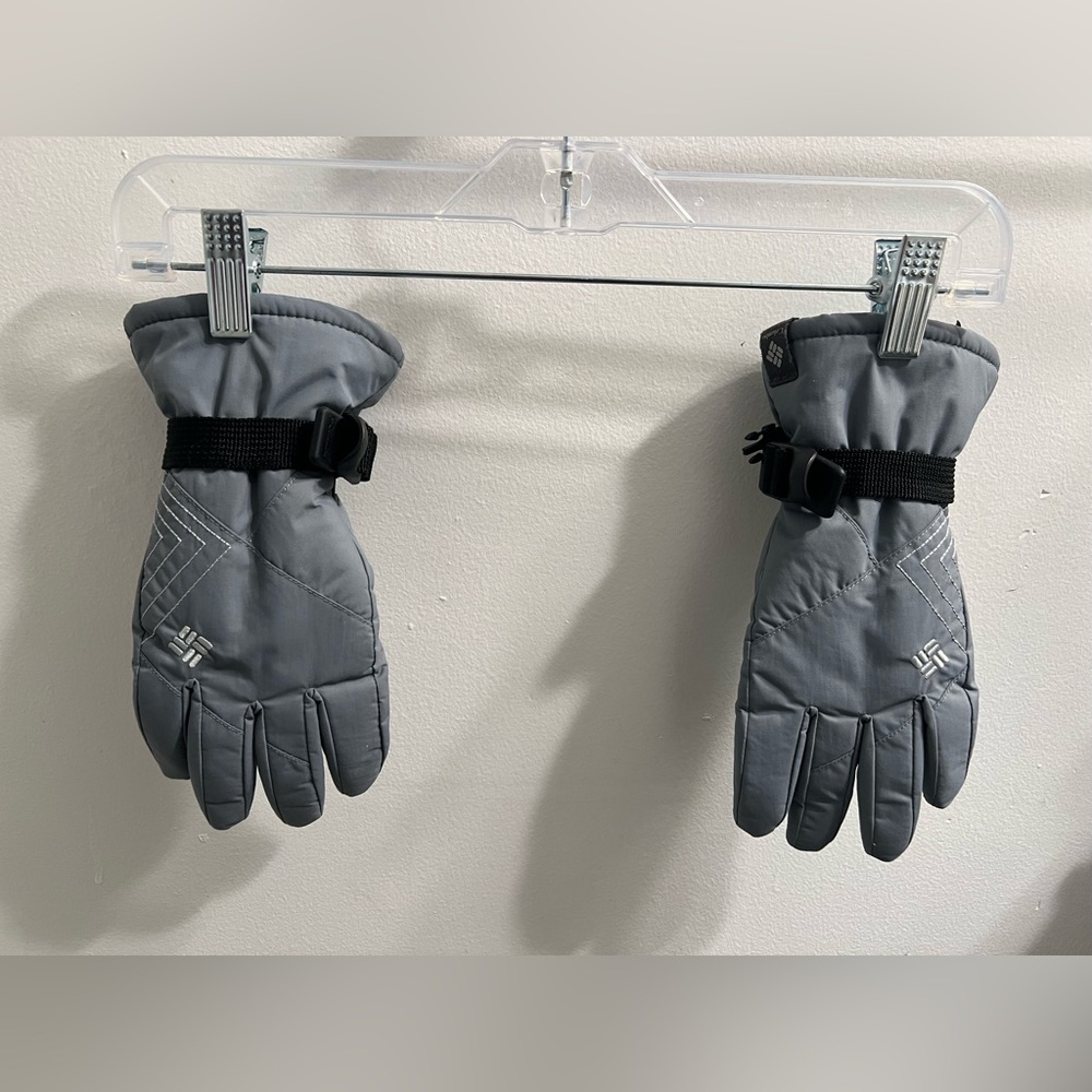 Columbia Core Omni-Tech™ Gloves Youth Kids Size M Grey
Adjustable Elastic/Strap